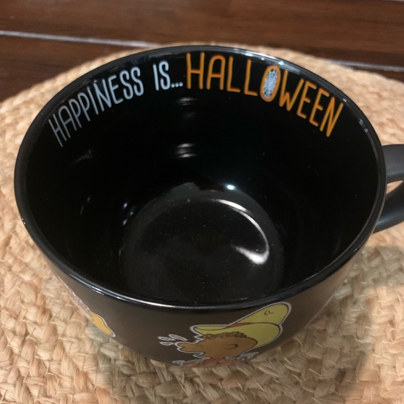 Peanuts Oversized Halloween Mug - Picture 4 of 5